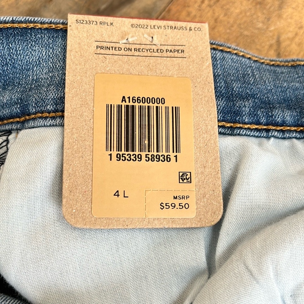 Levi’s vintage classic boot, cut jeans - Picture 7 of 7